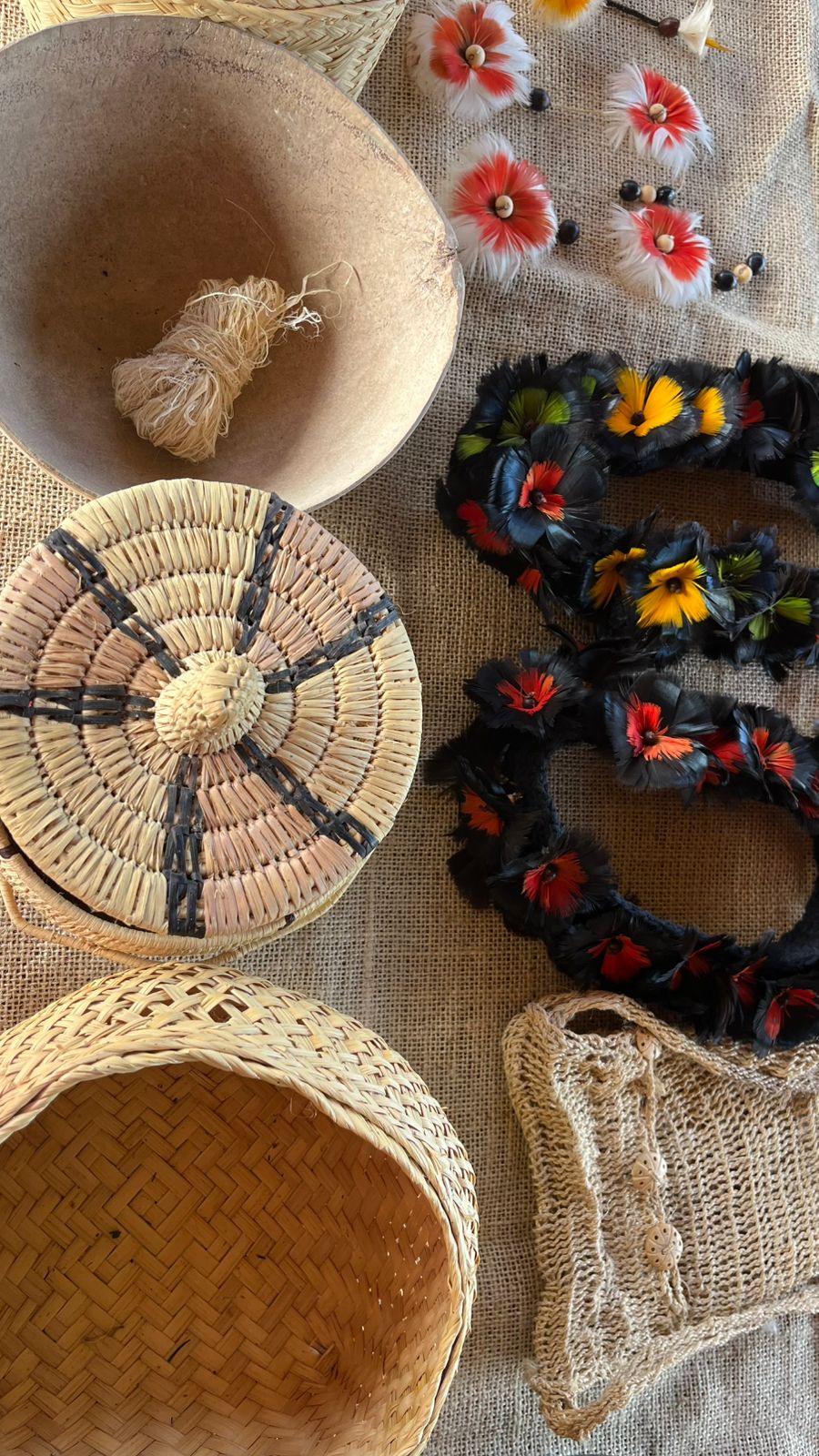 Imagem 19 - Carteiras de artesanato para indígenas