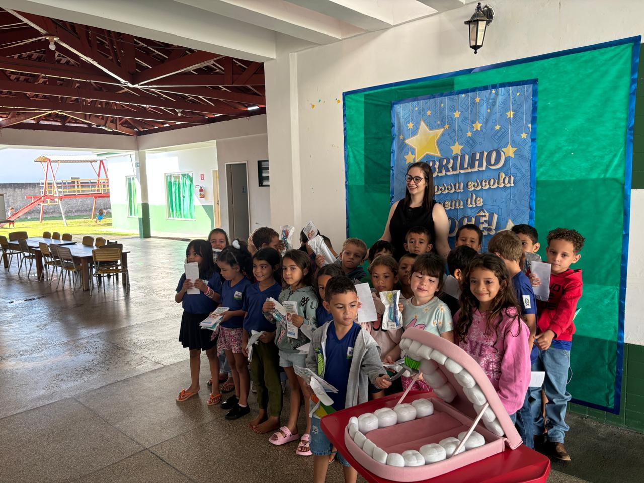 🦷✨ Cuidar do sorriso desde cedo é cuidar da saúde para toda a vida!
